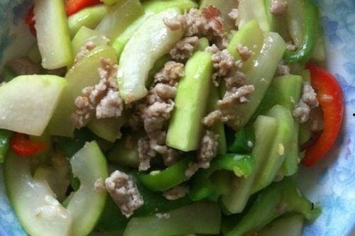 如何拌瓠瓜吃,家常美味轻松学