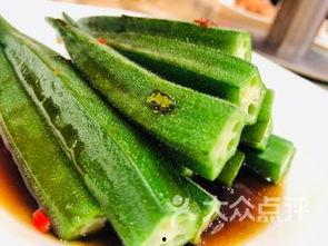 兴华街头吃瓜,热闹非凡的吃瓜现场，揭秘民间趣事